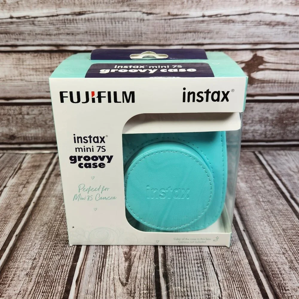 New Sealed Fujifilm Instax Mini 7s Groovy Case Mint Color